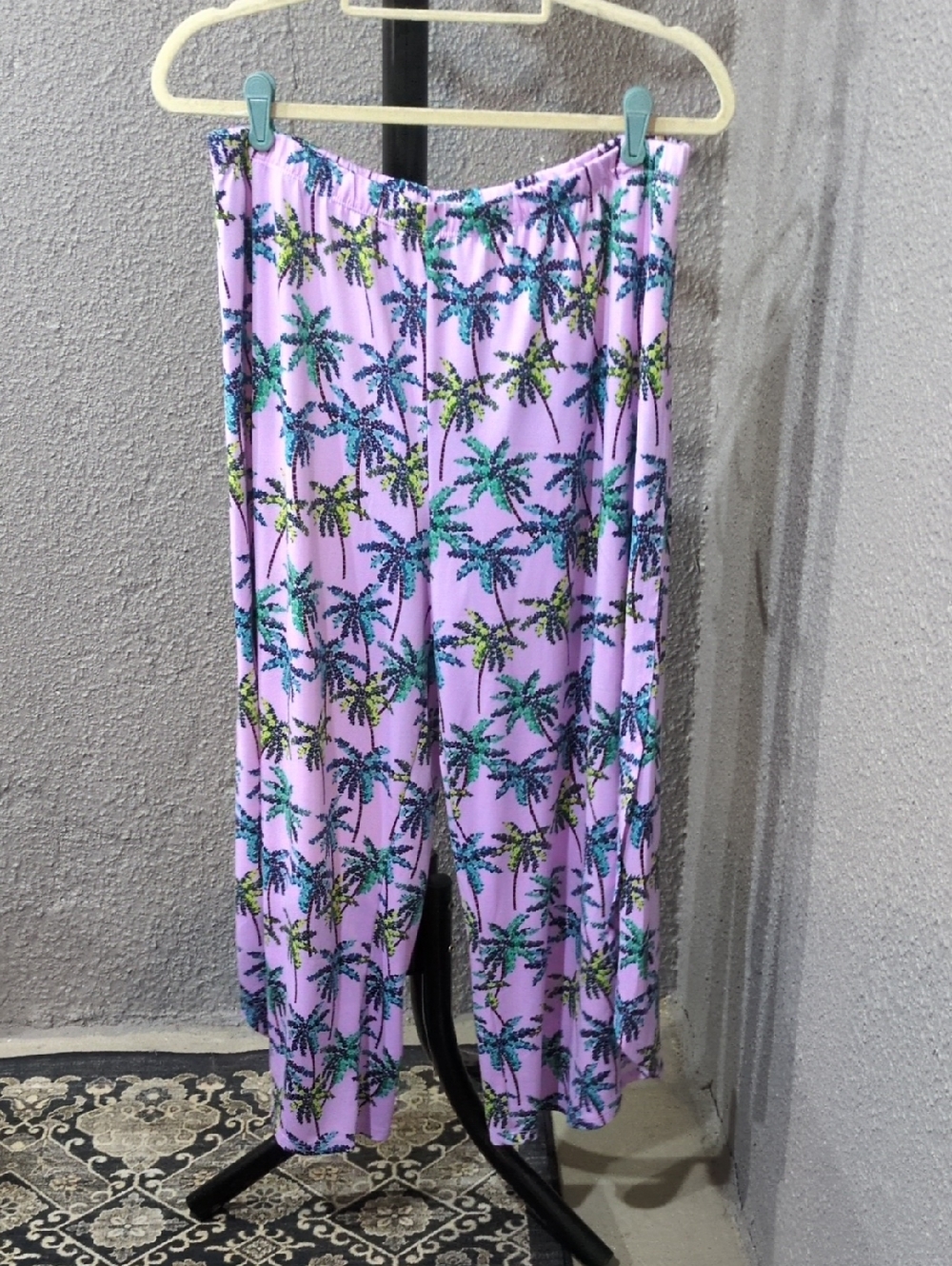Cuddl Duds Lavender Tank & Tropical Print - Picture 3 of 5